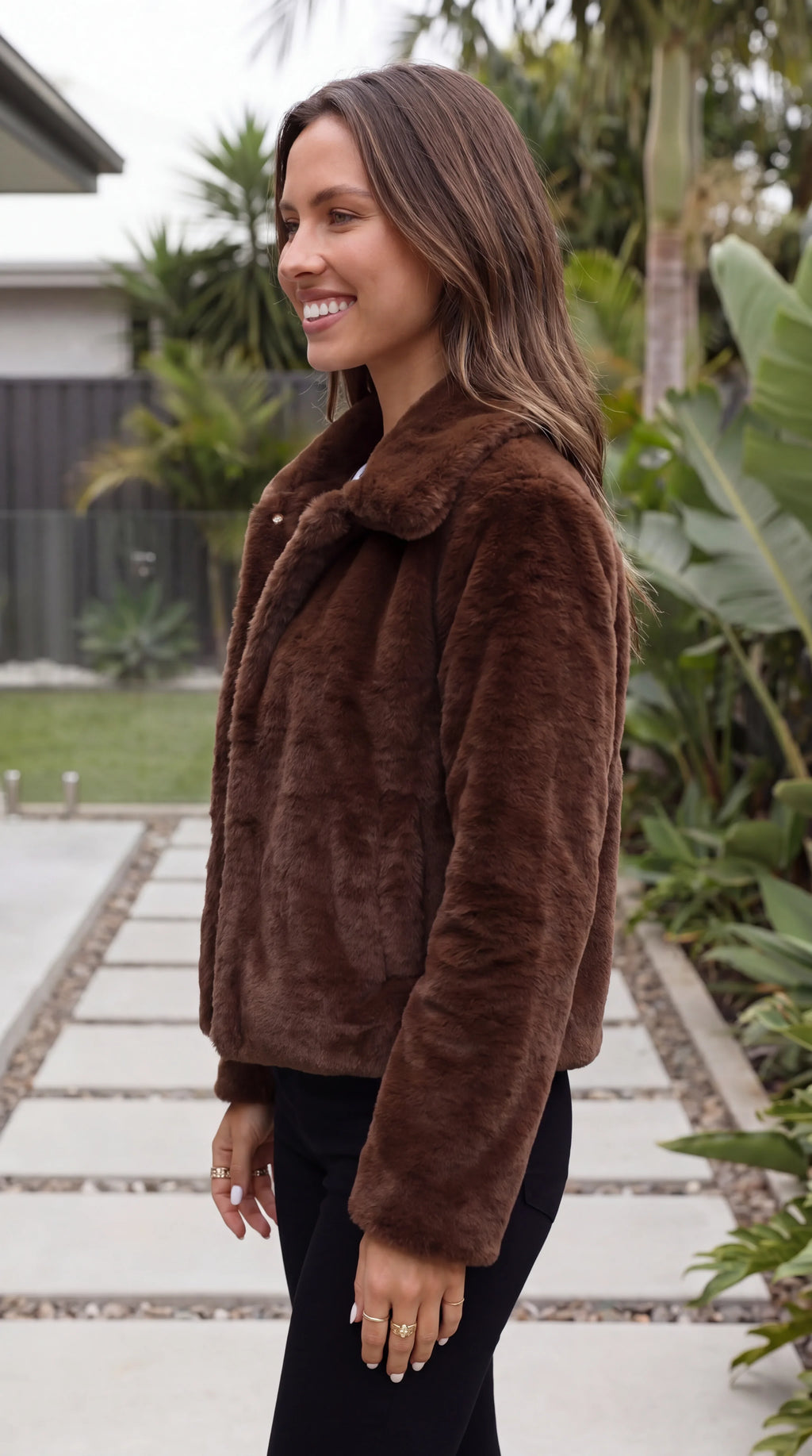 Women's Lapel Collar Faux Fur Winter Jacket