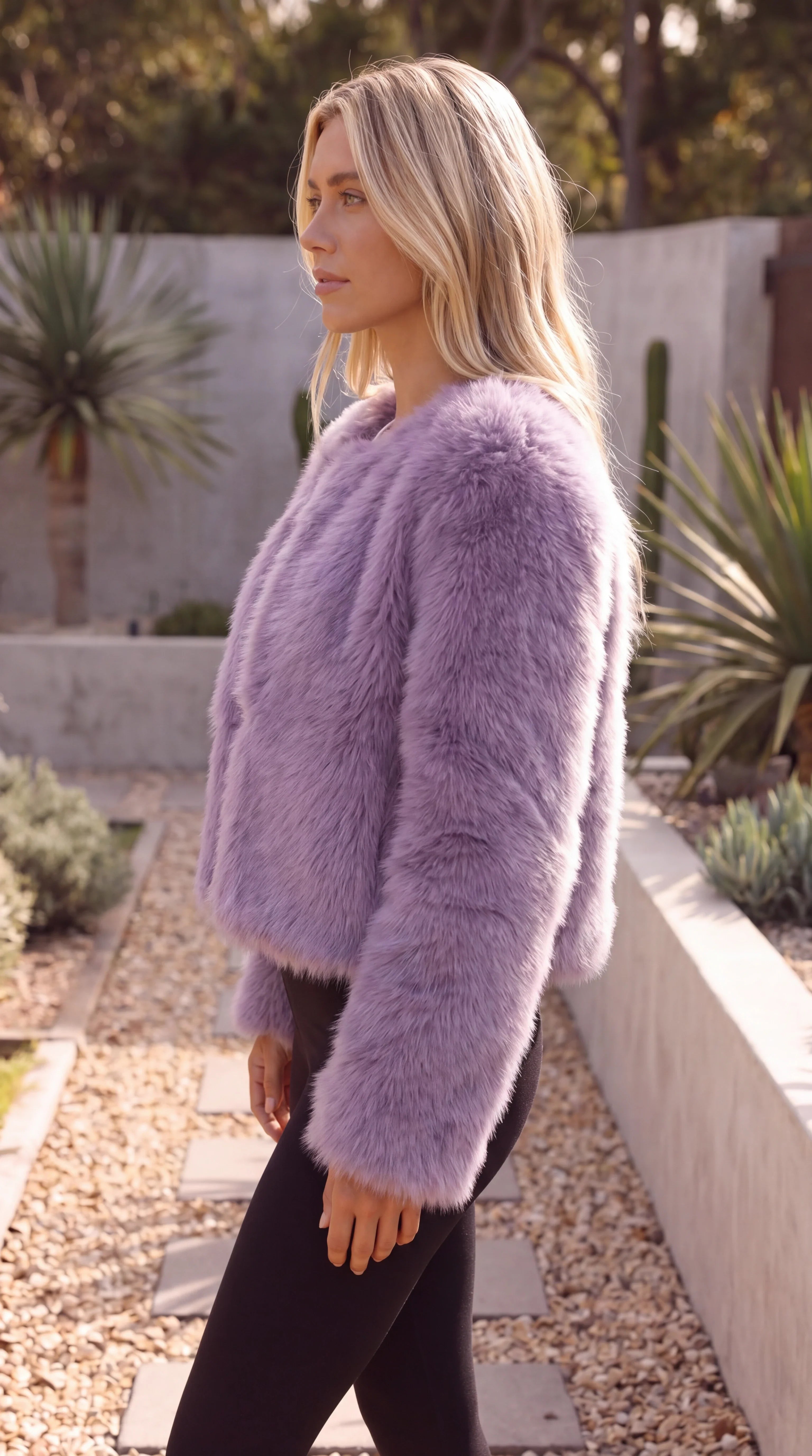 Women's Cropped Faux Fur Jacket 2