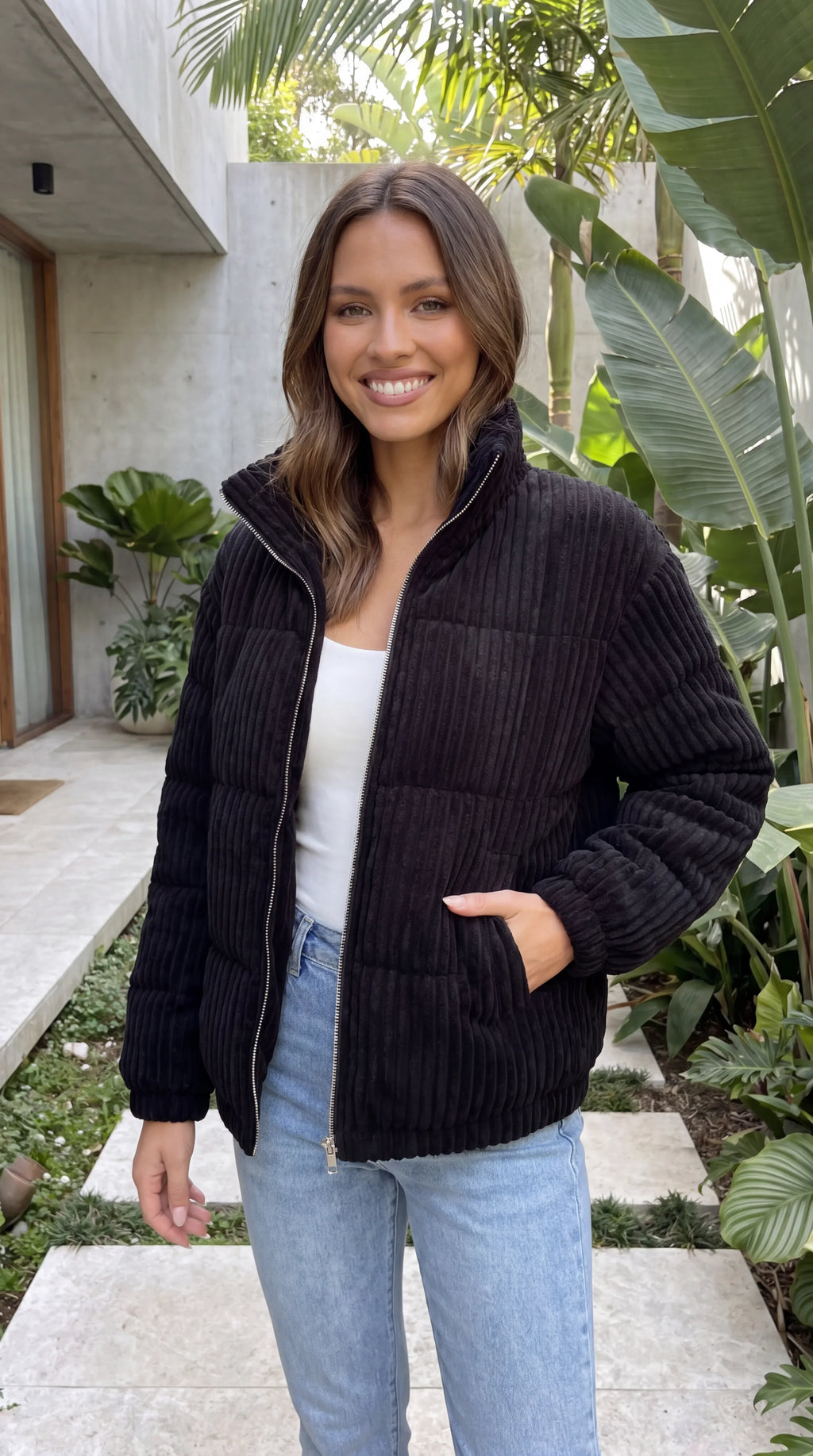 Ava | White Quilted Ribbed High-Collar Jacket