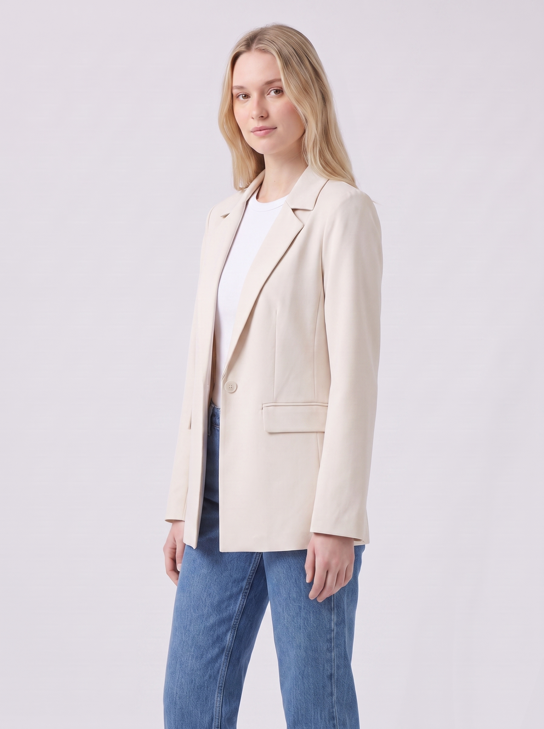 Lily | Beige Relaxed Pocketed Button Blazer 3-4 Turn
