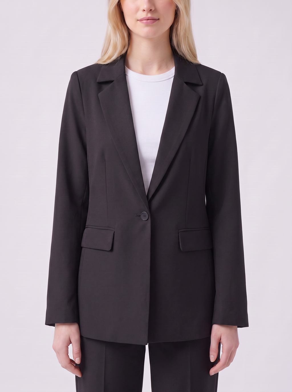 Lily | Black Relaxed Pocketed Button Blazer Close-Up
